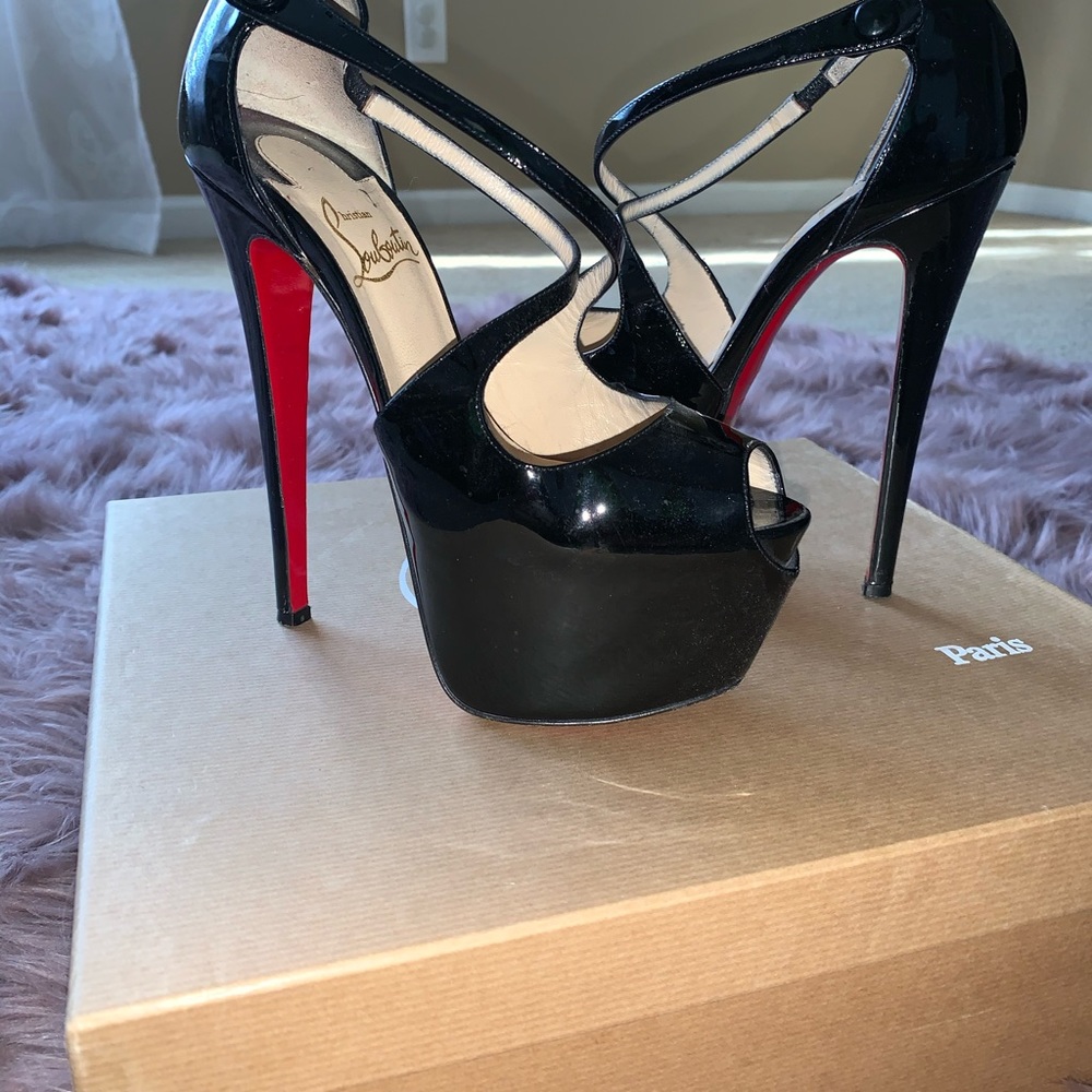 Meet your Posher, Avery